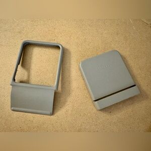 Samsung Galaxy Z Flip 5 leather case
